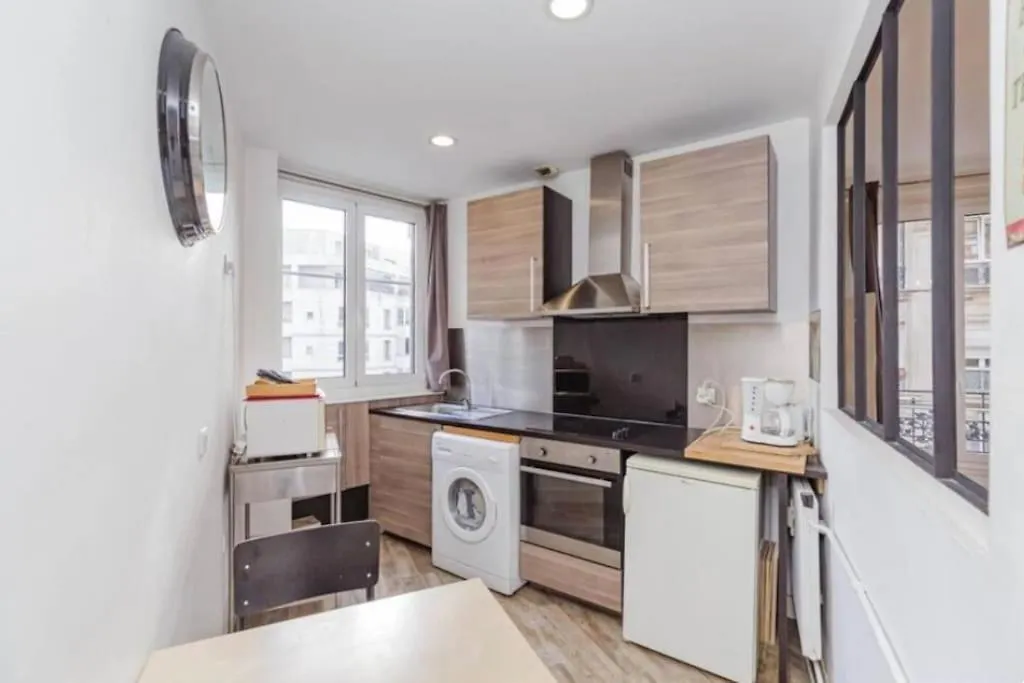 Apartment Cocon Parisien Lumineux Central France